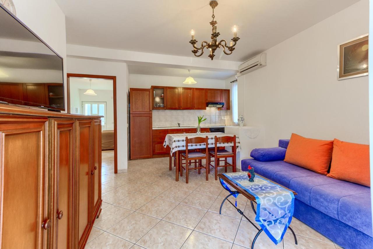 Villa Vittorio เซเกต วรันยีชา ภายนอก รูปภาพ