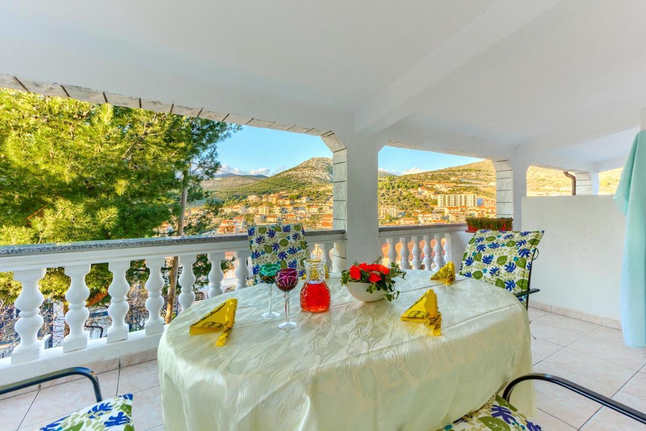 Villa Vittorio เซเกต วรันยีชา ภายนอก รูปภาพ